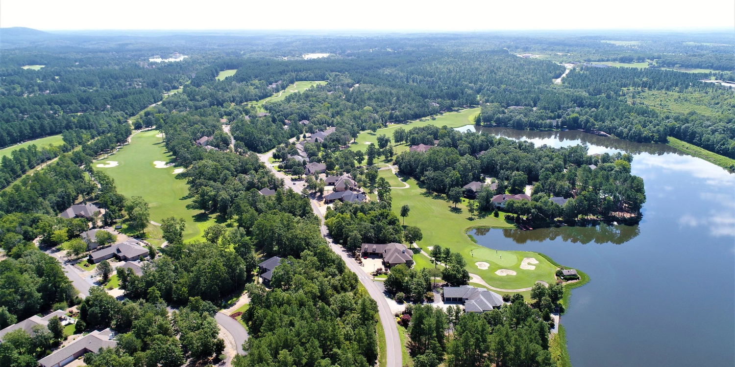 Clara Nicolosi golf community real estate
